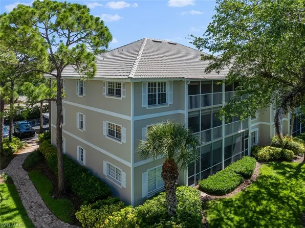 430 Sugar Pine LN #430, NAPLES, FL 34108