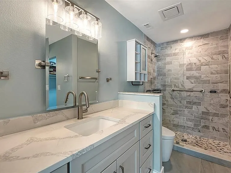 131 Whispering Sands Cir #V-33 — Photo 25