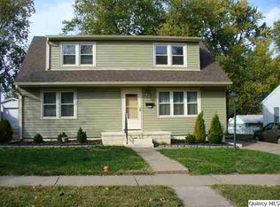 1825 Maple St, Quincy, IL 62301
