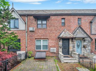 25-76 47th St #2, Astoria, NY 11103
