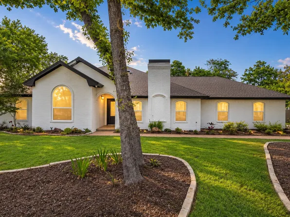 2001 Lazy Ln, Keller, TX 76262