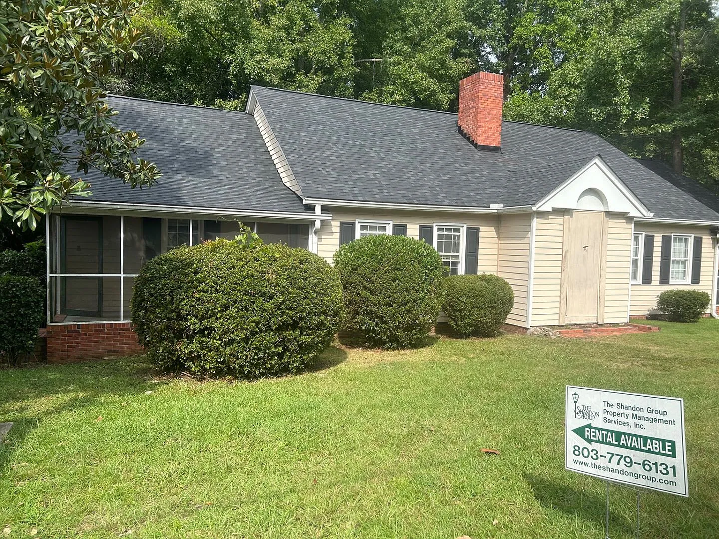 Downtown Camden Duplex One Block Off Of Broad Street — Photo 2