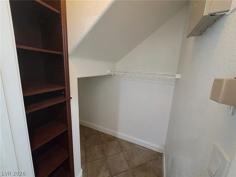 6140 Pine Villa Ave #103 — Photo 5
