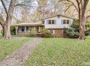 401 Sharon Rd, Chapel Hill, NC 27517