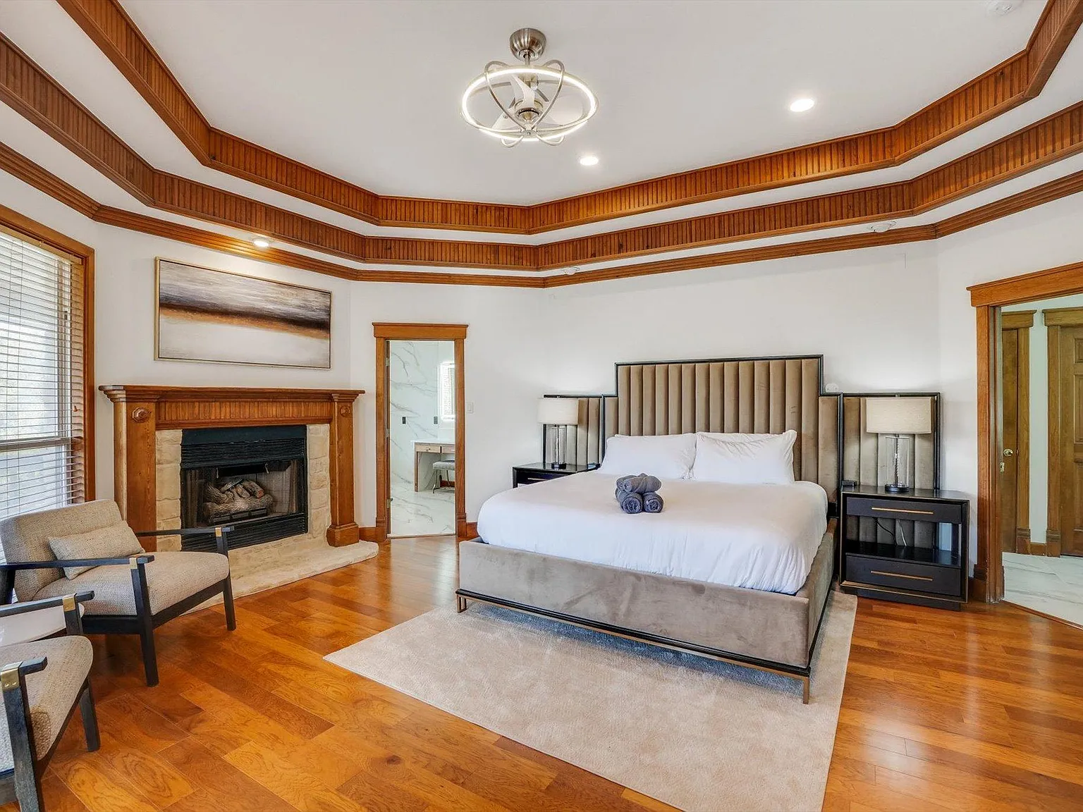 6 bed, 6246 sqft, $21,500 — Photo 4