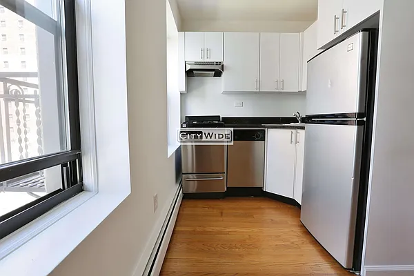 Rented by City Wide Apartments | media 8