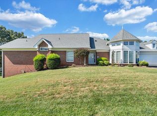 3358 Kingsbury Cir, Roanoke, VA 24014