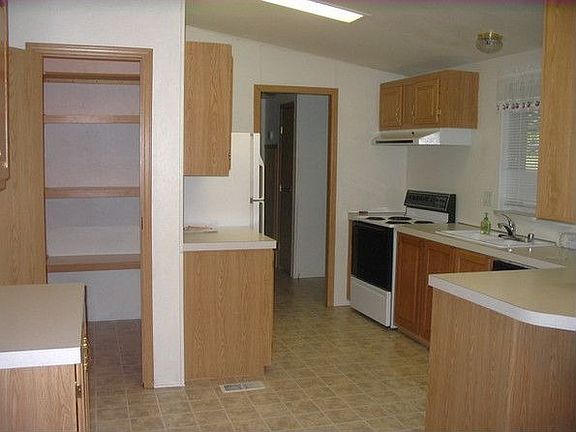 kitchen, large pantry