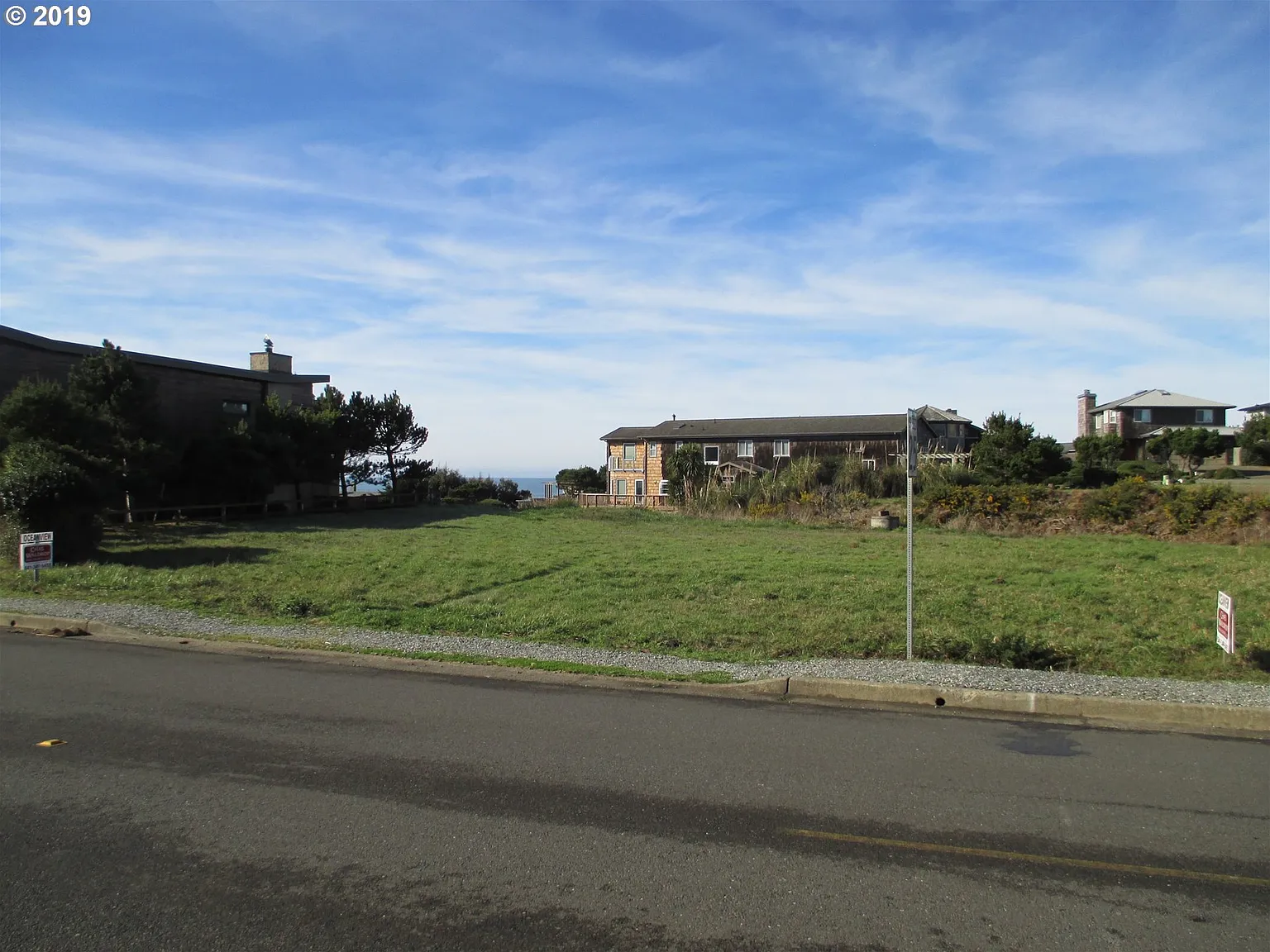 Beach Loop Dr photo 1