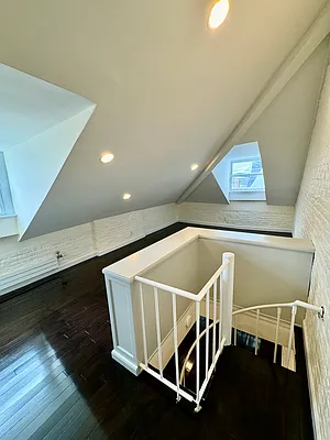 Rented by Voro New York | media 20