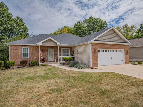 1322 Woodridge Ln, Moberly, MO 65270