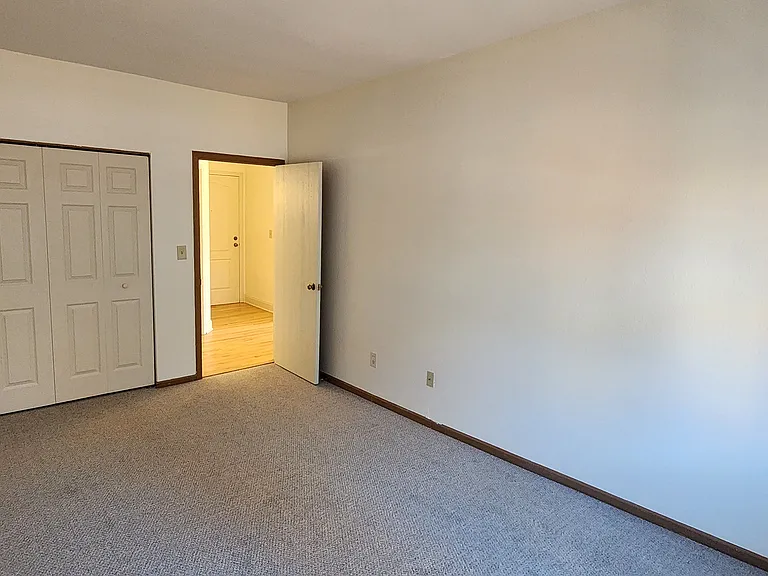 3104 W Kilbourn Ave #301 — Photo 15