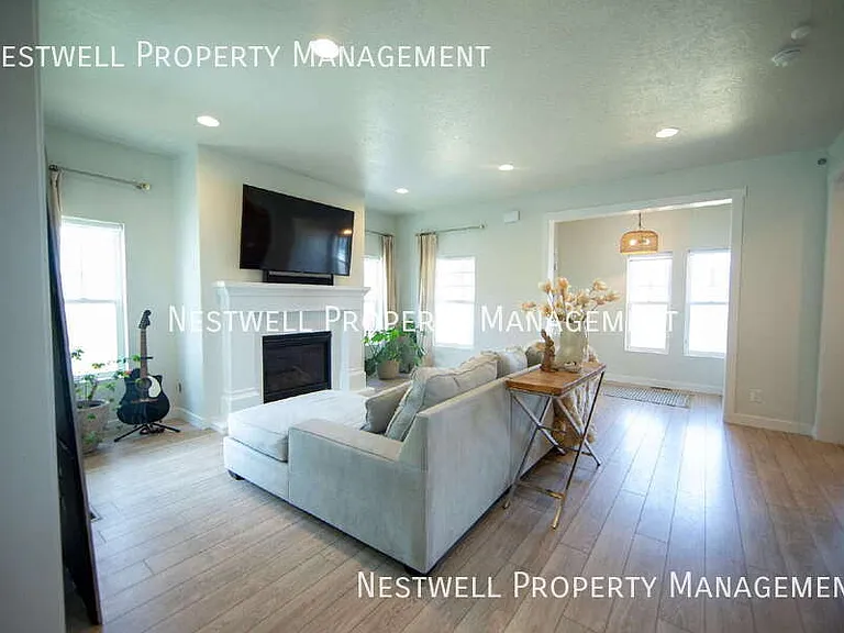 10896 S Gresham Dr — Photo 5