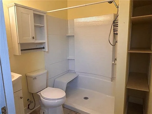 2551 N Tonti St — Photo 11