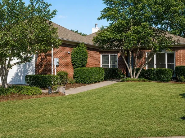 10031 Meredith Ln SE, Huntsville, AL 35803