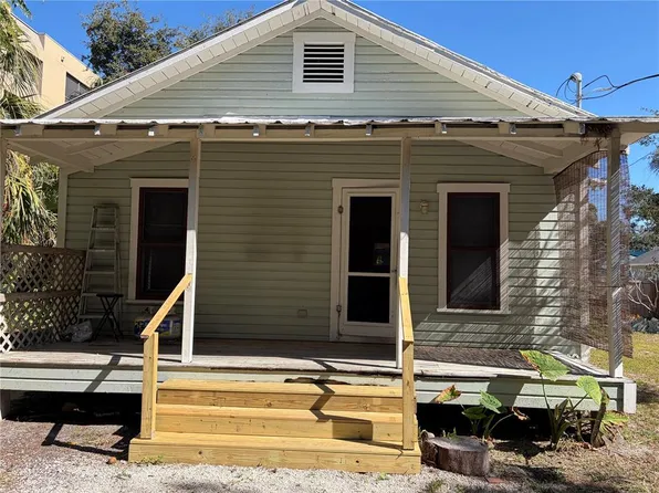 1551 7th St, Sarasota, FL 34236