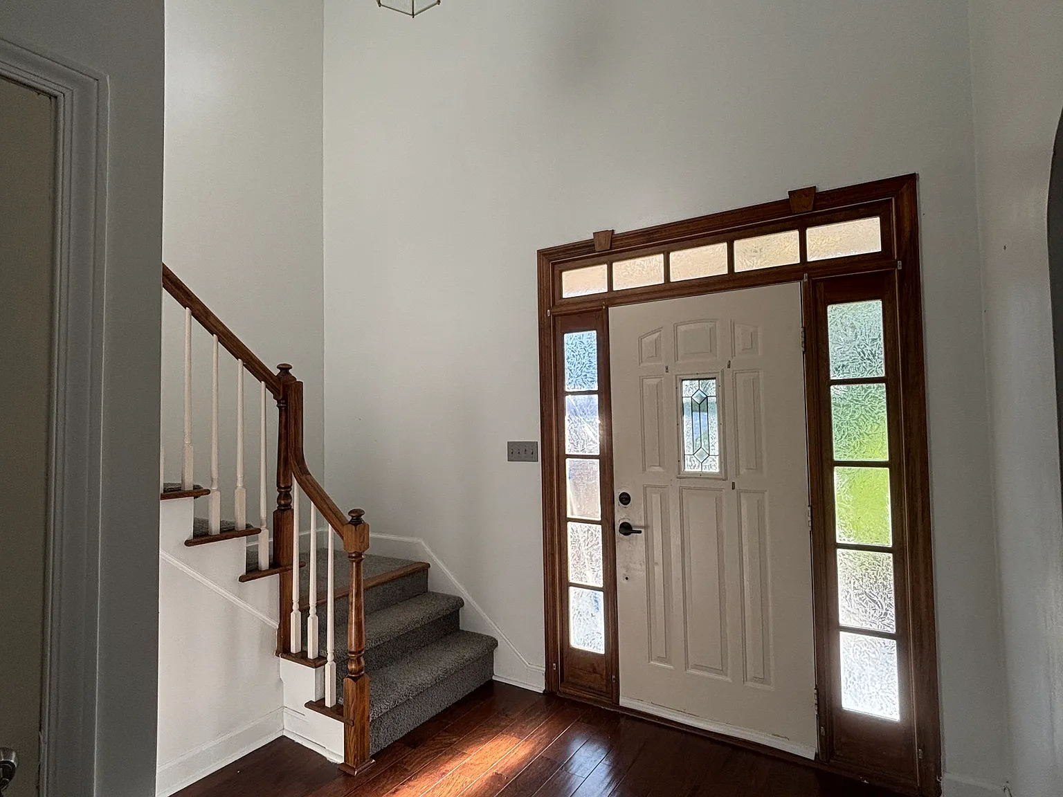 3 bed, 2.5 bath, 2889 sqft, $2,350 — Photo 4