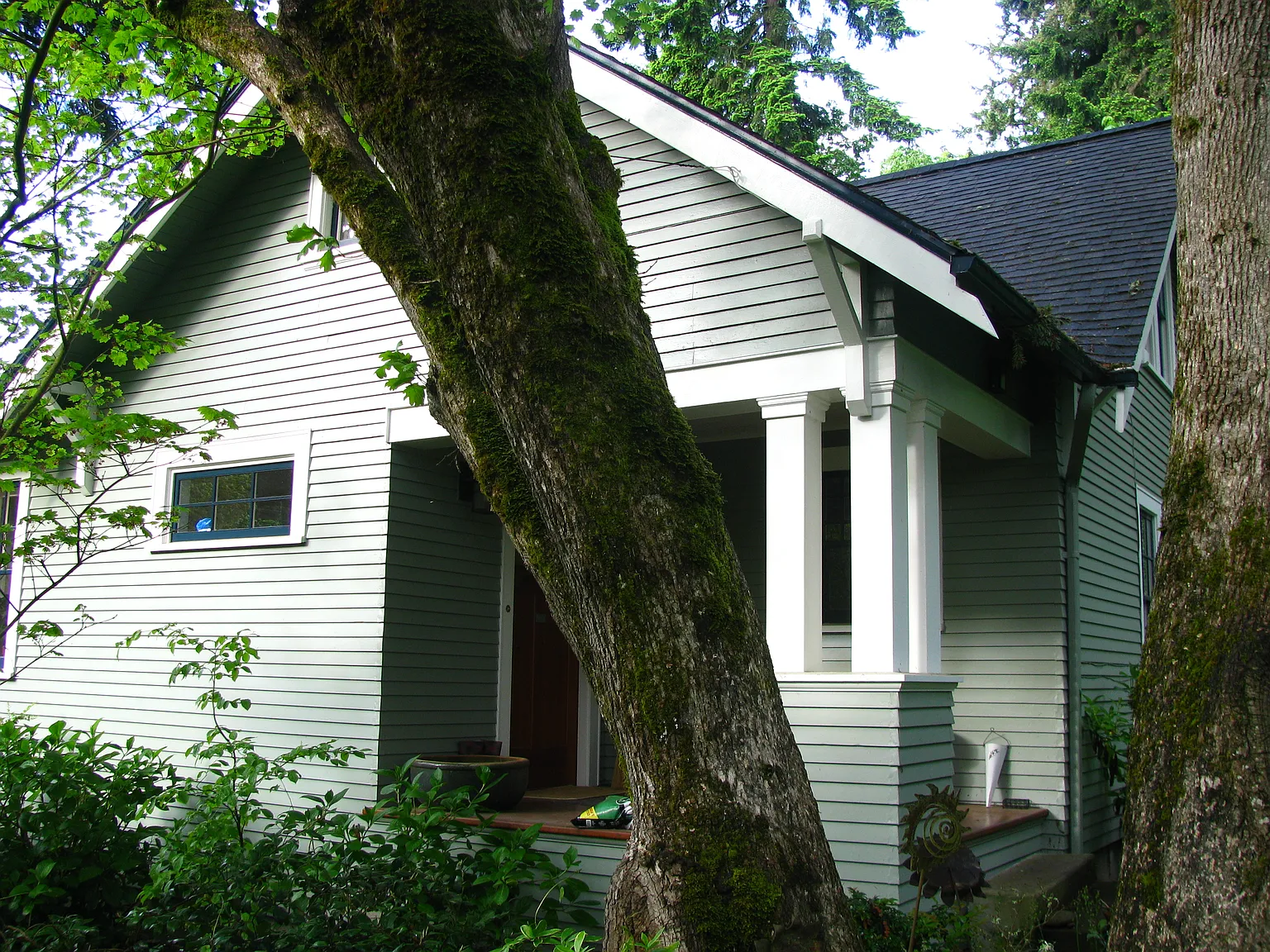 2635 Onyx St photo 1