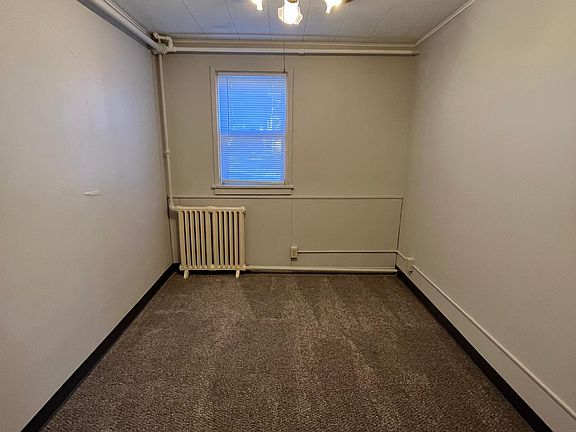 4th image of 2537 N 49th St #101