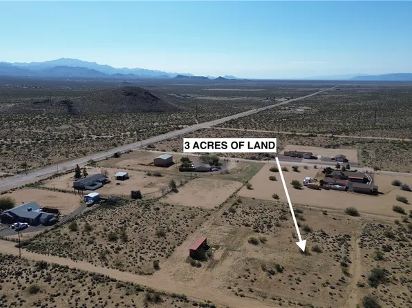 W Collins Dr, Golden Valley, AZ 86413