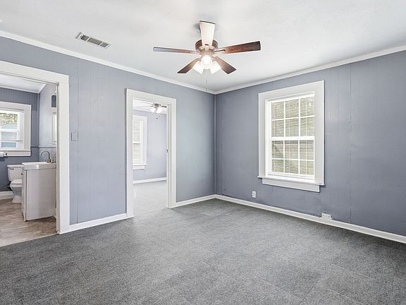 3rd image of 808 Mill St