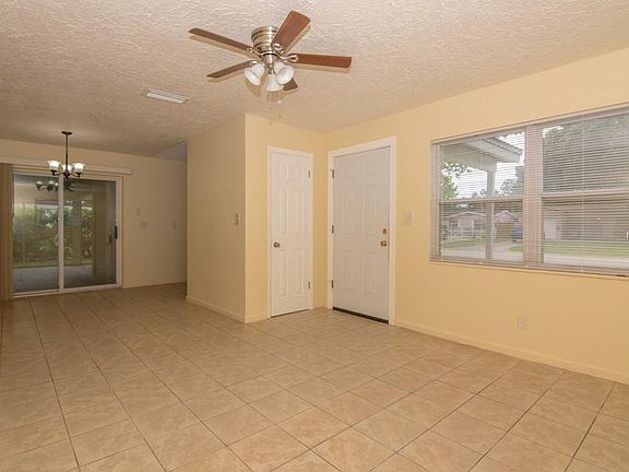 5th image of 8770 57th St N