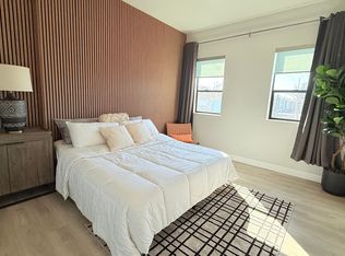 1915 S St #201, Sacramento, CA
