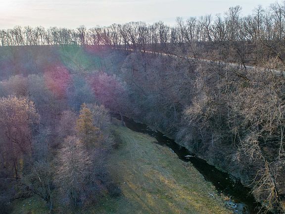 4th image of 11.9 Acres Rock