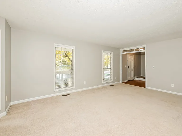2915 Emerson Lake Dr — Photo 5