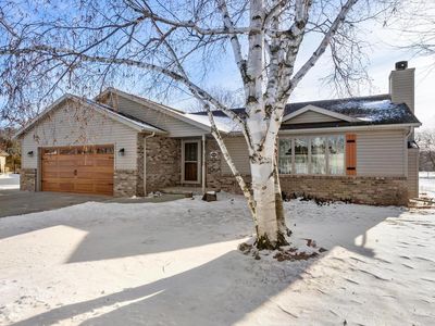 501 River Bluff DRIVE, Manitowoc, WI, 54220