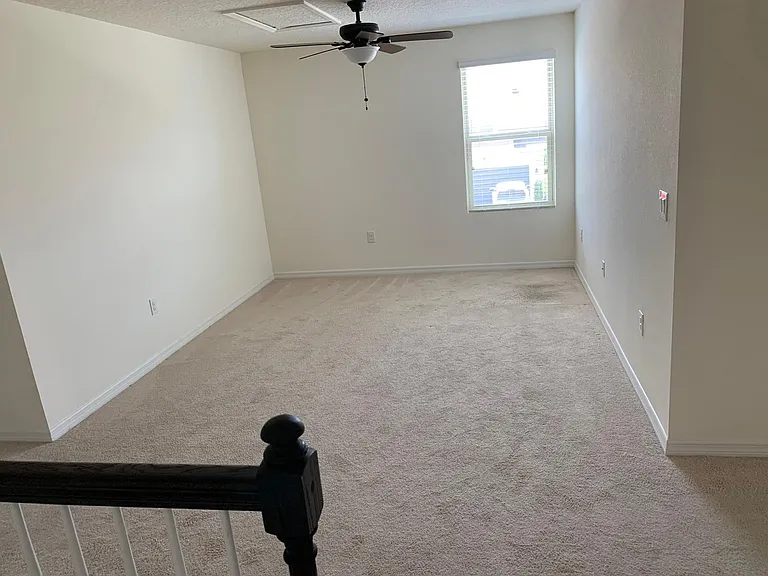 330 Misty Grove Ln — Photo 9