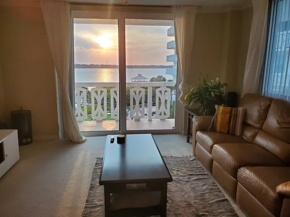925 N Halifax Ave APT 303, Daytona Beach, FL 32118