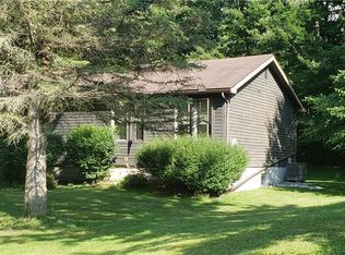 80 Lake View Dr, Swan Lake, NY 12783