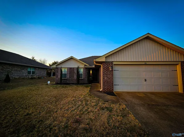 184 Fields Pond Dr, Madison, AL 35756
