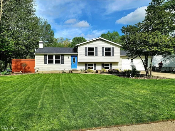 10015 Regatta Trl, Aurora, OH 44202