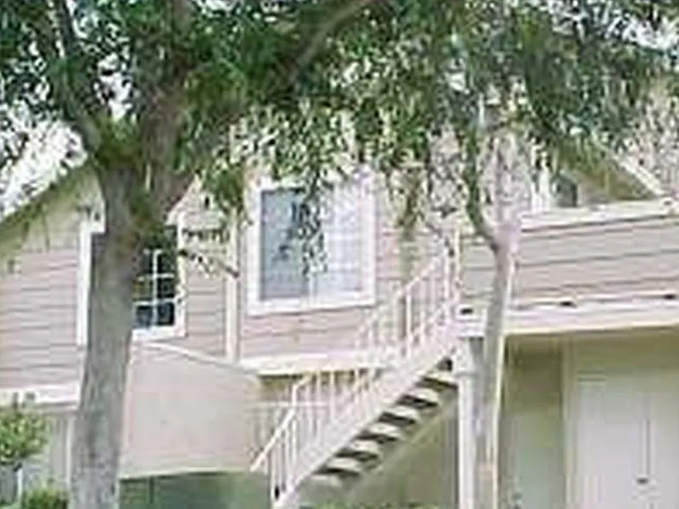 21192 Deerpath