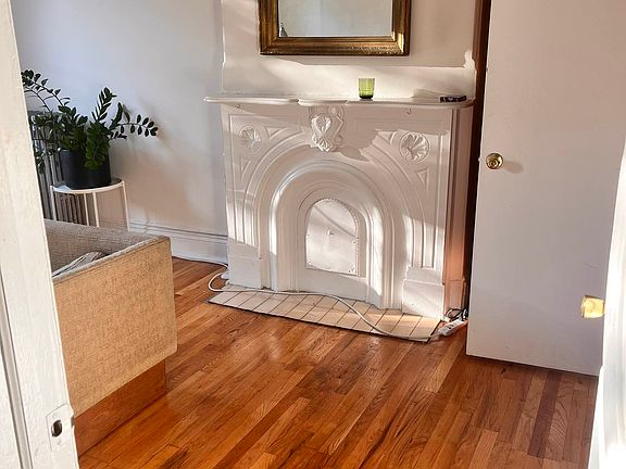 2nd image of 583 Carlton Ave Floor 2