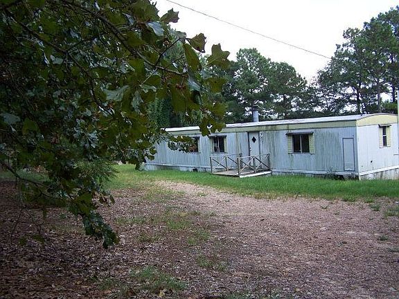 3rd image of 160 Knollwood Ln