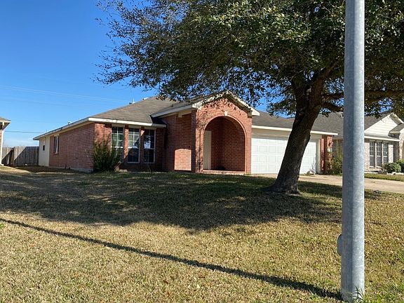 3rd image of 3911 Kelsey Trail Ln
