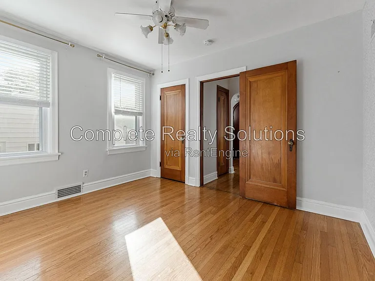 8511 Florence Ave — Photo 21