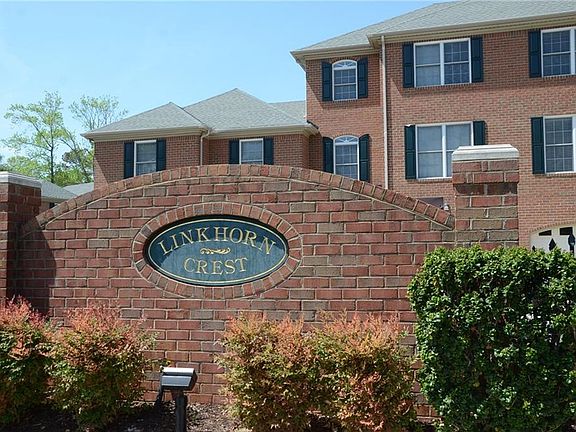 2nd image of 905 Royal Tern Way