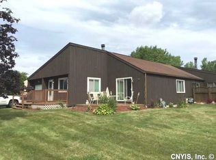 7601 Ellis Ln, Bridgeport, NY 13030