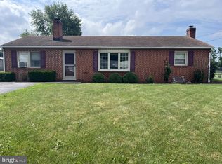 8044 White Church Rd, Shippensburg, PA 17257