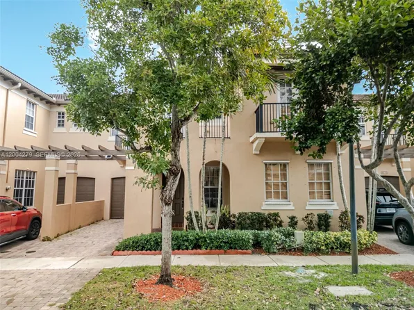 4414 Morgan Ln, Davie, FL 33328