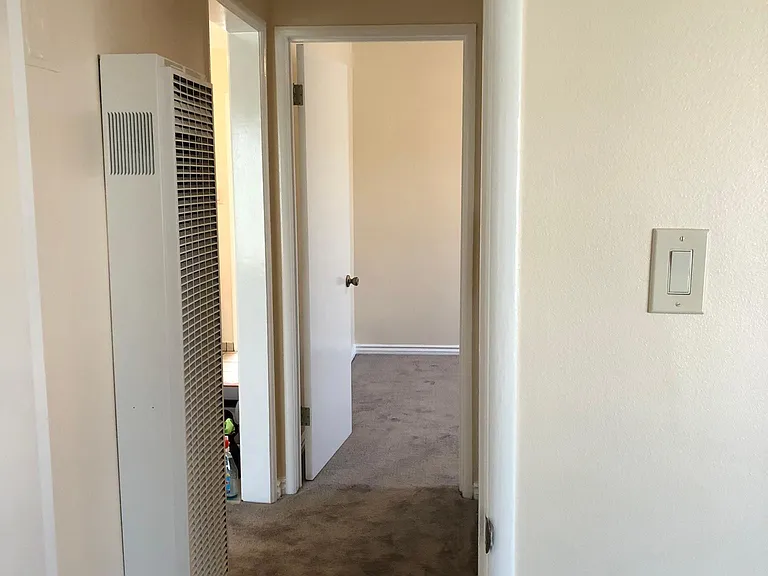 2502 W Via Corona #1/2 — Photo 50