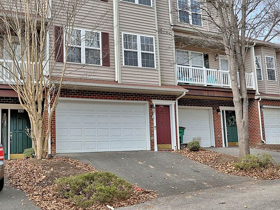 3rd image of 1300 Orange Leaf Ct