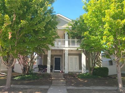 1201 King George Ln, Aubrey, TX, 76227