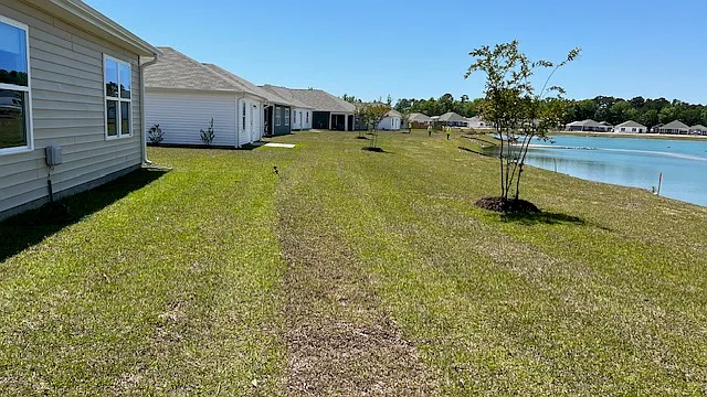 319 Cleat Dr — Photo 4