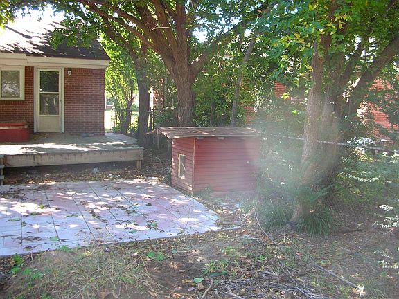 Back of House - Dog House