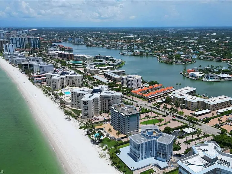 3000 Gulf Shore Blvd N #213 — Photo 5